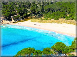 Der spektakuläre Strand von Trebaluger macht auf den ersten Blick klar, warum er einer der Vorreiter der Naturschützer von Menorca ist.